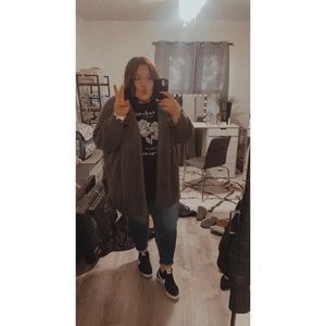 Meet your Posher, Madison